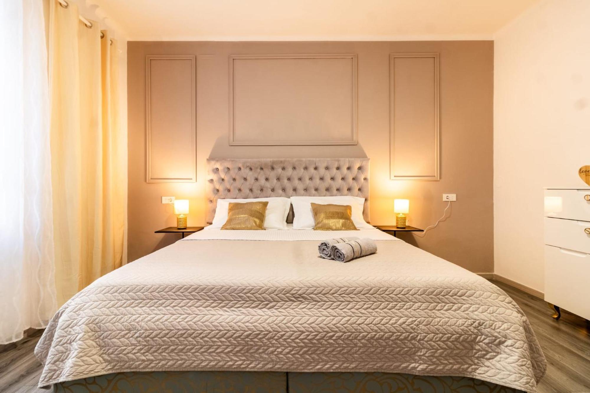 Apartment Lea Centar スプリト エクステリア 写真